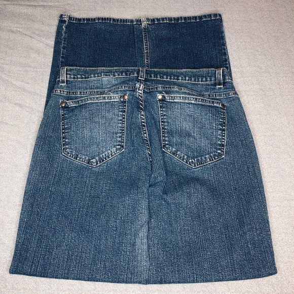 DKNY East Village Jeans - Picture 2 of 4